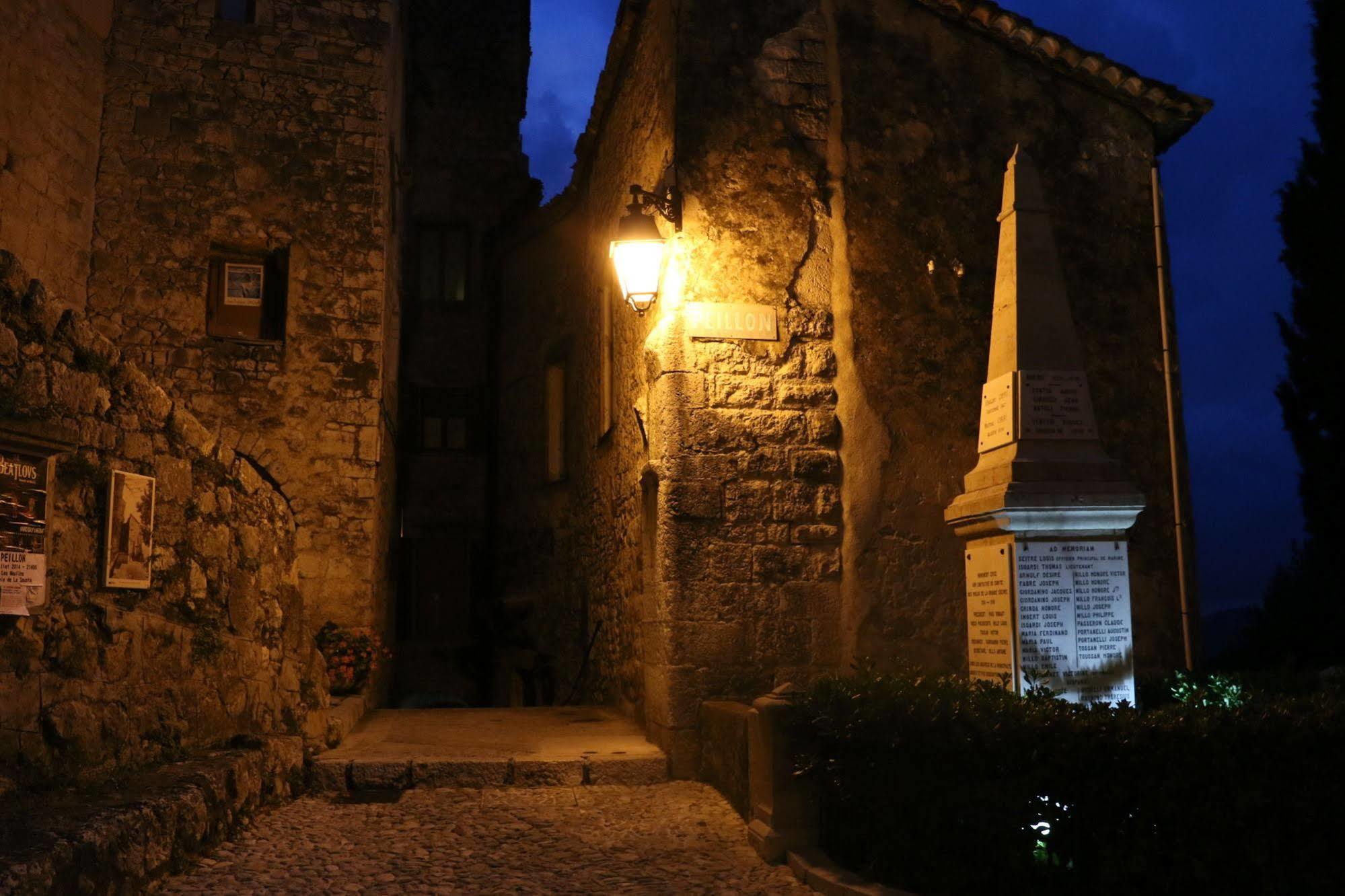 Auberge De La Madone Peillon Exterior foto